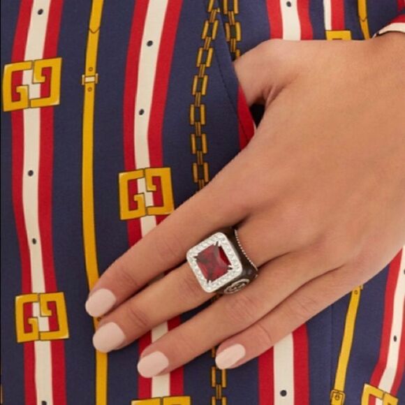 GUCCI Sterling Silver Red Crystal Stone Signet Ring Size: 6 - Picture 6 of 16